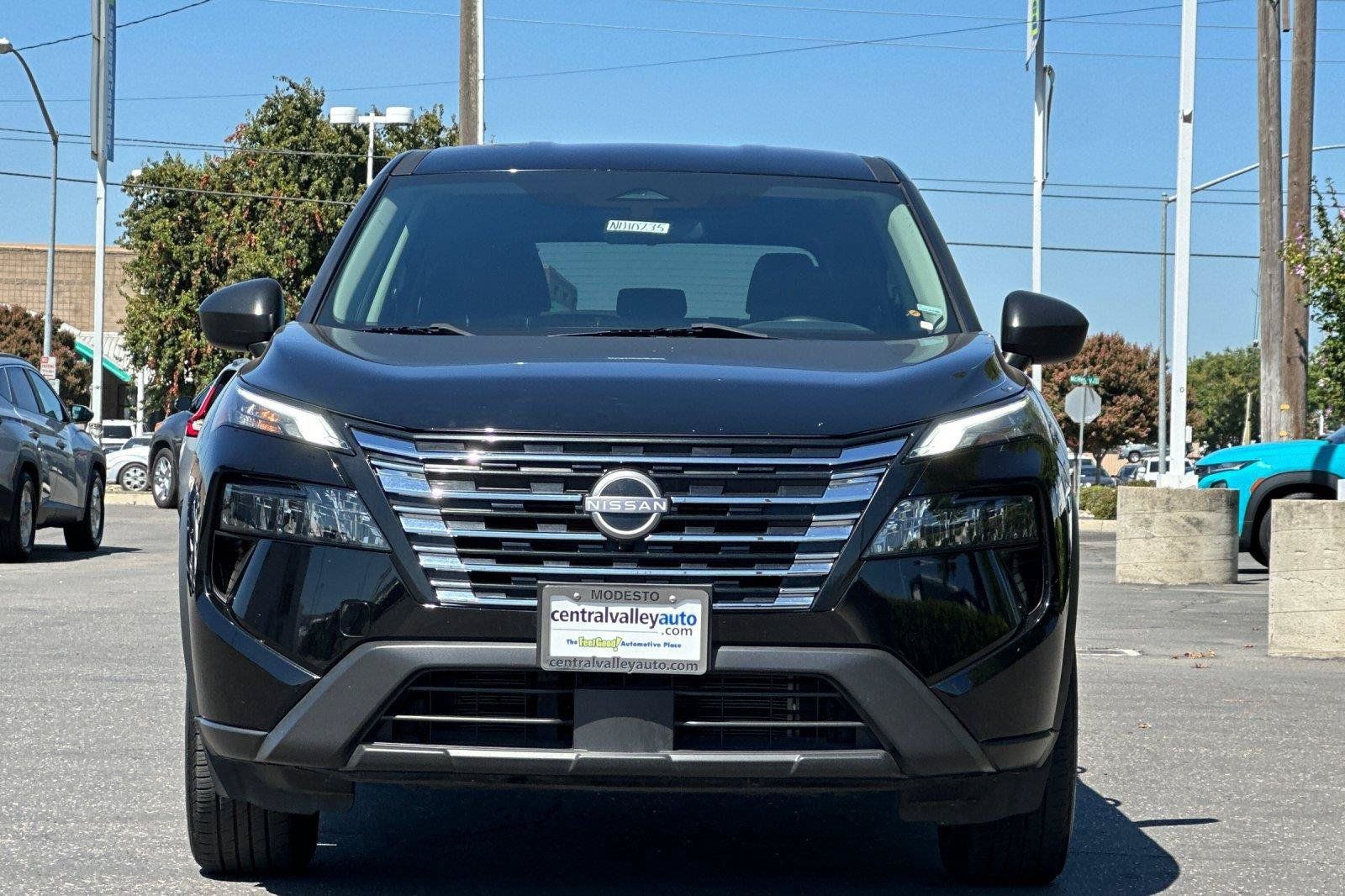 Certified 2024 Nissan Rogue S FWD image 9