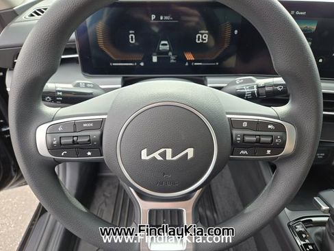 New 2026 Kia K5 LXS FWD image 15