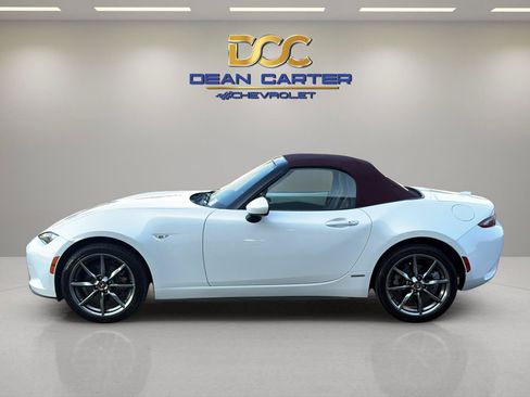 Used 2020 MAZDA MX-5 Miata 100th Anniversary RWD image 49