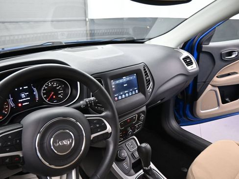 Used 2019 Jeep Compass Sport AWD/4WD image 39