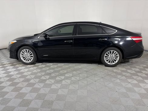 Used 2014 Toyota Avalon XLE Touring FWD image 4