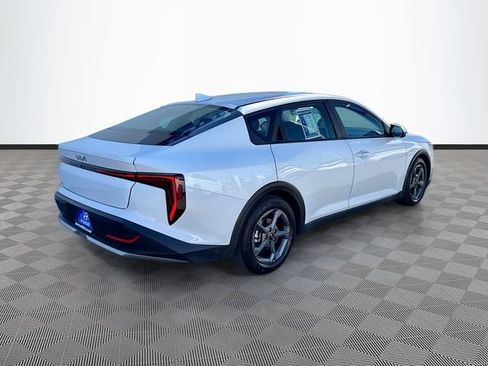 Used 2025 Kia K4 FWD image 7