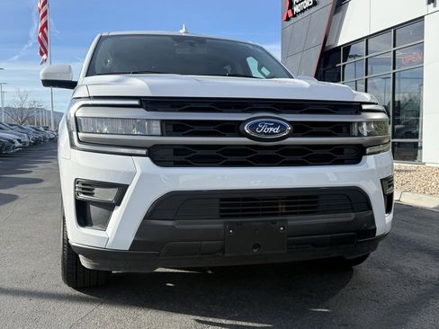 Used 2024 Ford Expedition Max XLT image 30