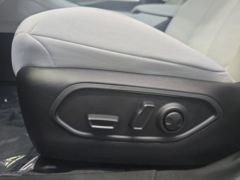 New 2026 Jeep Cherokee Laredo AWD/4WD image 29