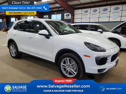Used 2015 Porsche Cayenne S AWD/4WD image 5