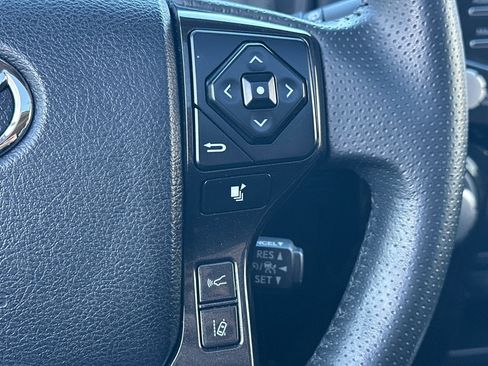 Certified 2021 Toyota 4Runner TRD Off-Road Premium image 39