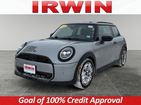 Used 2025 MINI Cooper S image 1