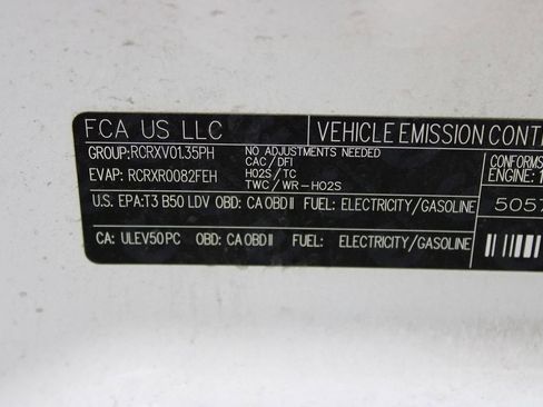 Used 2024 Alfa Romeo Tonale Ti w/ Premium Interior Package image 34