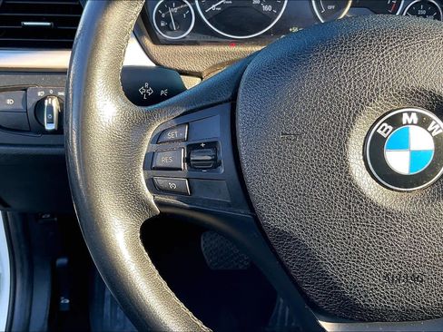 Used 2015 BMW 320i Sedan image 20