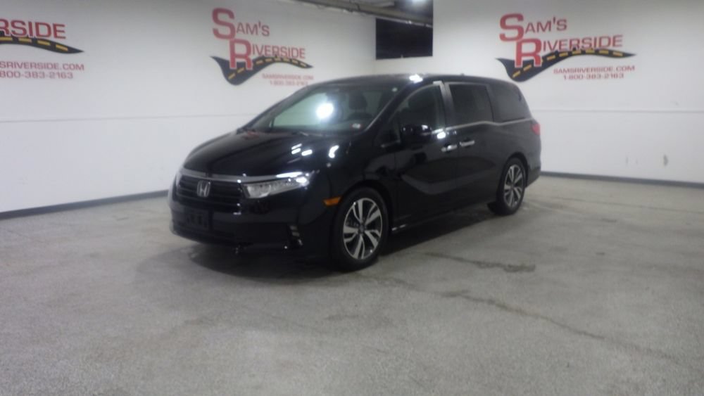 Used 2024 Honda Odyssey Touring image 1