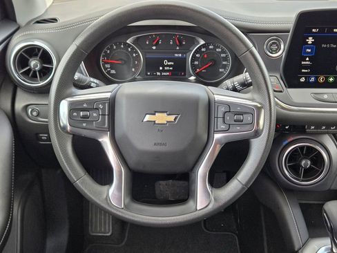 Used 2025 Chevrolet Blazer LT image 20