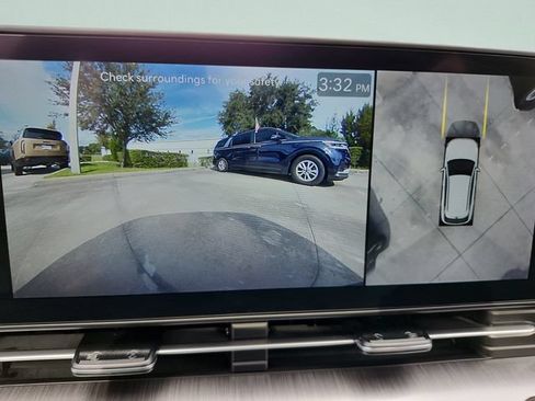 Used 2024 Hyundai Kona Limited FWD image 19