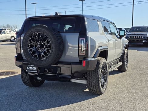 New 2026 GMC Hummer EV SUV image 8