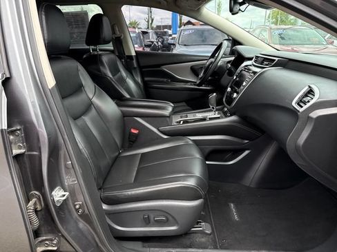Used 2022 Nissan Murano SV AWD/4WD image 9