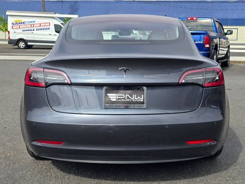 Used 2018 Tesla Model 3 Long Range RWD image 7