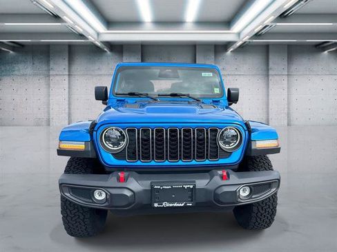 Used 2026 Jeep Wrangler Unlimited Rubicon AWD/4WD image 2