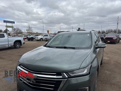 Used 2023 Chevrolet Traverse LT FWD image 13