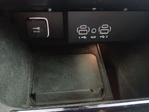 Used 2023 Jeep Wagoneer 4WD w/ Premium Group I image 6