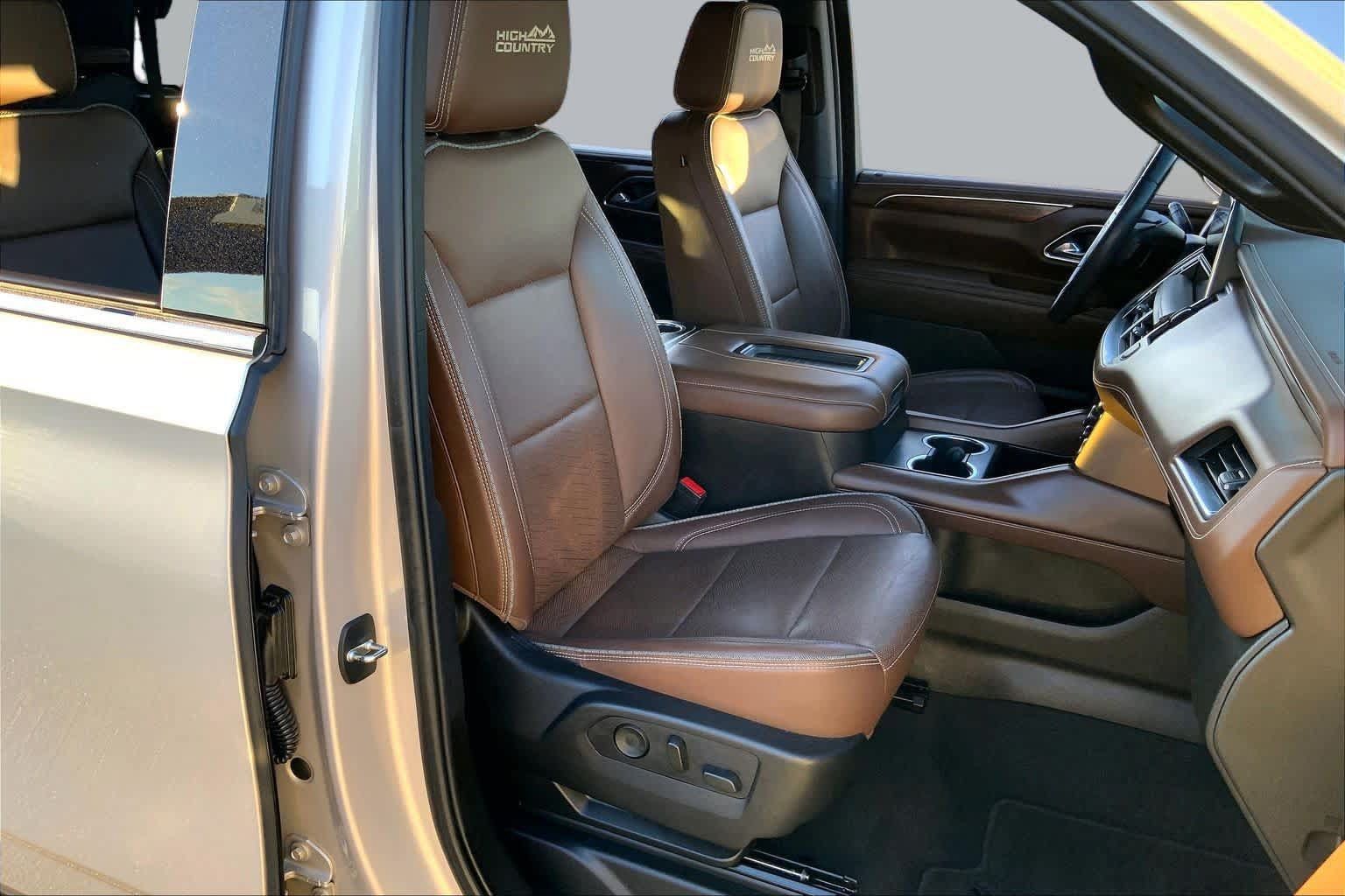 Used 2021 Chevrolet Tahoe High Country RWD image 9