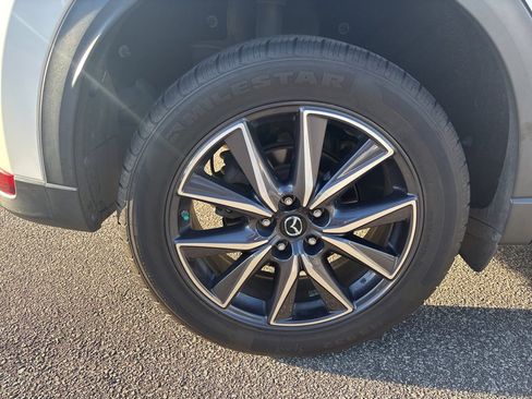 Used 2018 MAZDA CX-5 Touring image 12