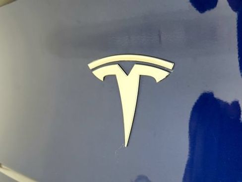 Used 2023 Tesla Model Y Performance AWD/4WD image 32