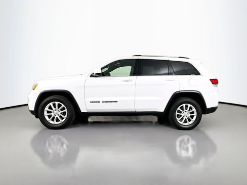 Used 2021 Jeep Grand Cherokee Laredo X AWD/4WD image 4