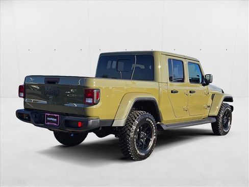 New 2025 Jeep Gladiator Sport image 4