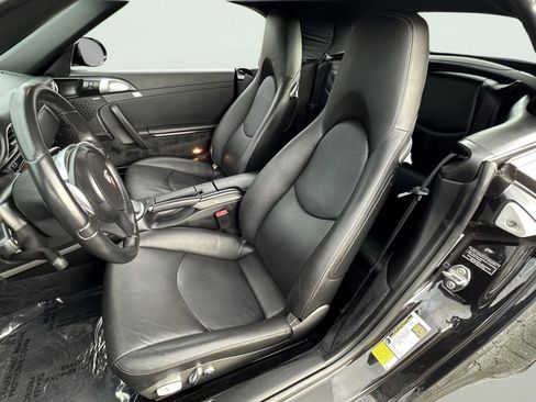 Used 2011 Porsche 911 Cabriolet image 20