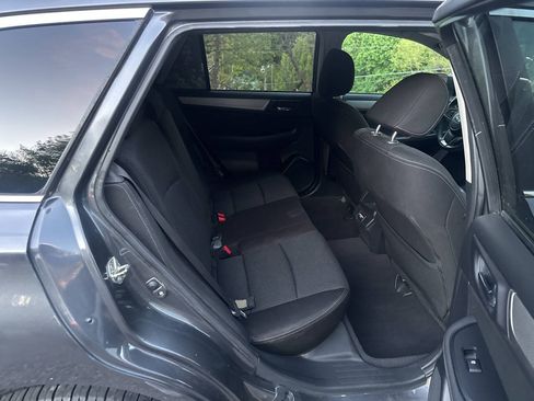 Used 2018 Subaru Outback 2.5i Premium AWD/4WD image 22