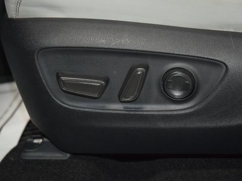 Used 2024 GMC Yukon Denali Ultimate image 42