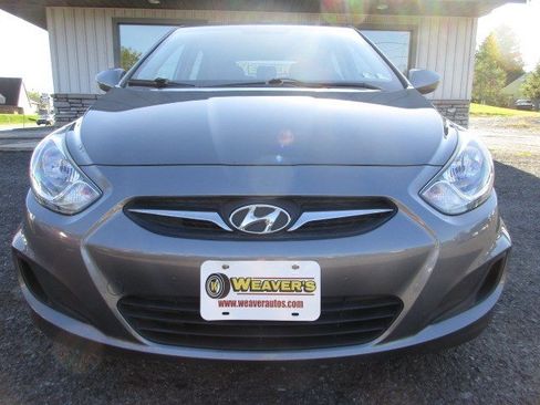 Used 2014 Hyundai Accent GS FWD image 3