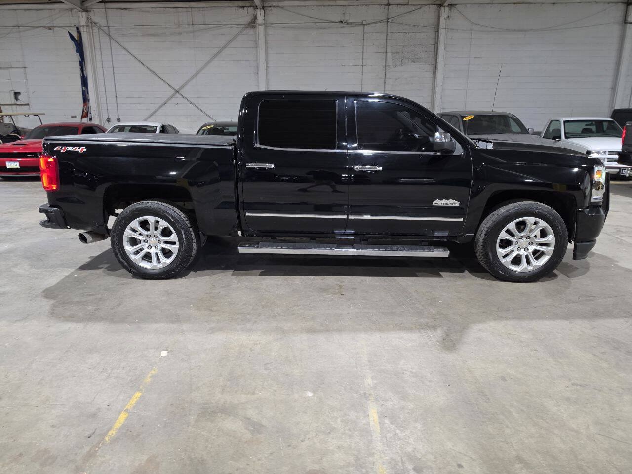 Used 2017 Chevrolet Silverado 1500 High Country AWD/4WD image 19