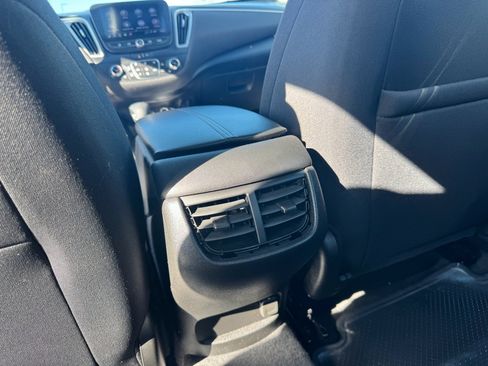 Used 2024 Chevrolet Malibu LT image 13