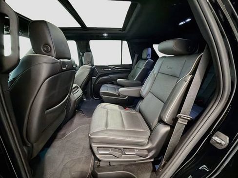Certified 2023 Cadillac Escalade Sport w/ LPO, ONYX Package AWD/4WD image 23
