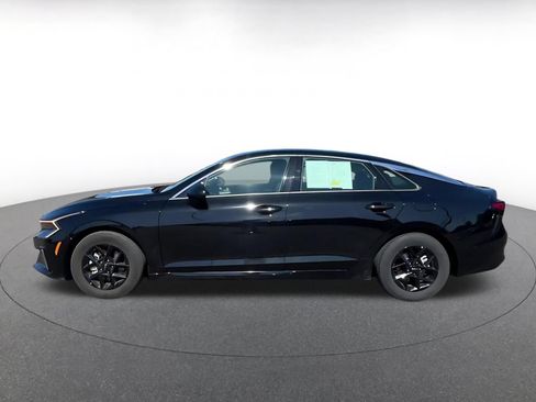 Used 2025 Kia K5 LXS FWD image 9