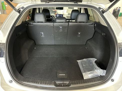 Used 2025 MAZDA CX-5 AWD 2.5 S w/ Preferred Package image 24