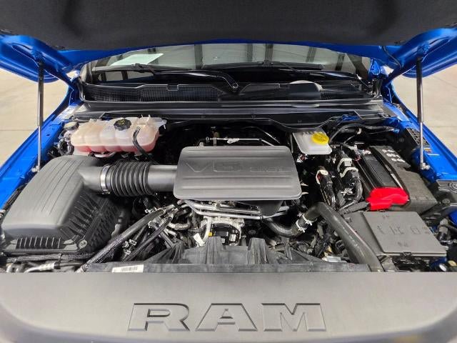 Used 2025 RAM 1500 Big Horn AWD/4WD image 9