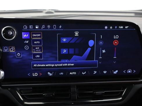 Used 2024 Chevrolet Equinox EV RS w/ LPO, All-Weather Mat Package image 36