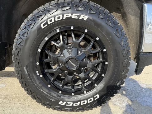 Used 2020 GMC Sierra 2500 SLE image 10