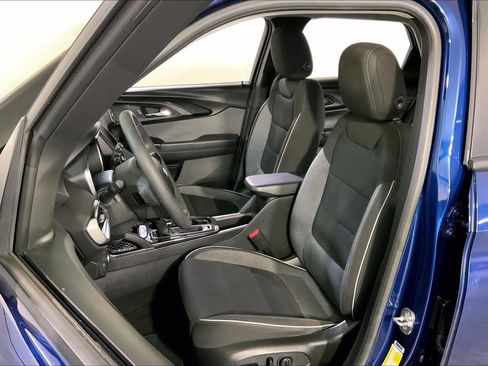 Used 2022 Chevrolet TrailBlazer LT AWD/4WD image 23