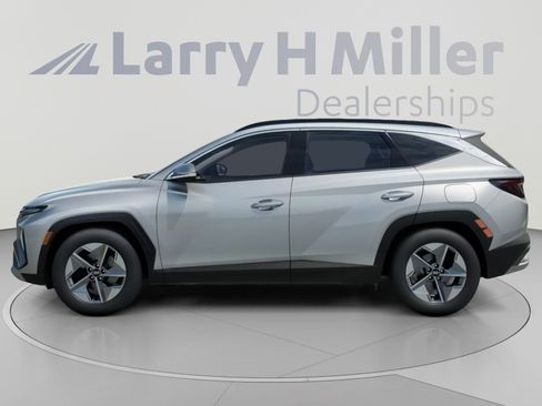New 2026 Hyundai Tucson SEL w/ Tow & Go Package FWD image 3