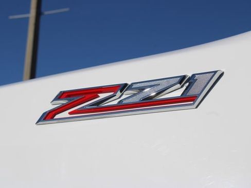 Used 2023 Chevrolet Silverado 2500 LT image 19