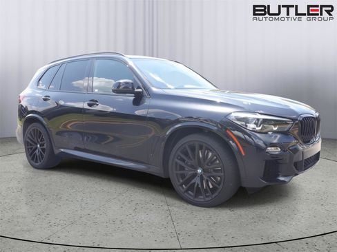 Used 2021 BMW X5 M50i w/ Premium Package AWD/4WD image 3