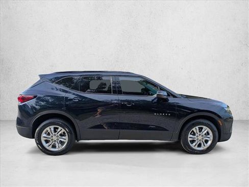 Used 2020 Chevrolet Blazer LT FWD image 4
