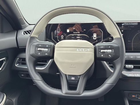 New 2025 Kia K4 GT-Line Turbo w/ GT-Line Sunroof Package FWD image 16