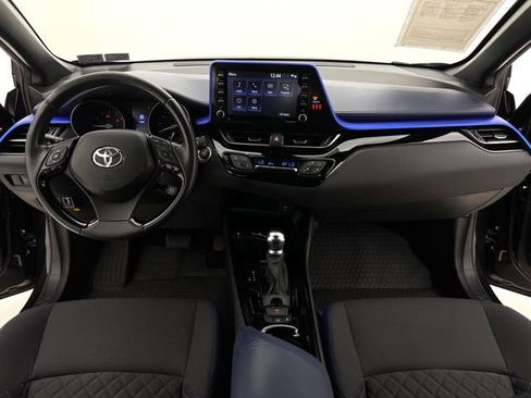 Used 2020 Toyota C-HR XLE FWD image 20