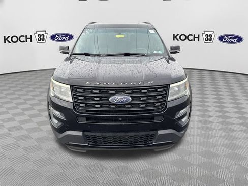 Used 2017 Ford Explorer Sport w/ Equipment Group 401A AWD/4WD image 2