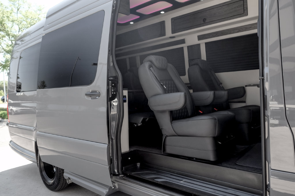 New 2025 Mercedes-Benz Sprinter 3500 image 28