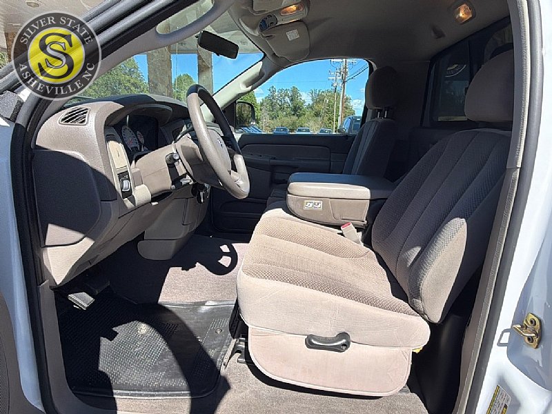 Used 2005 Dodge Ram 1500 Truck SLT RWD image 11
