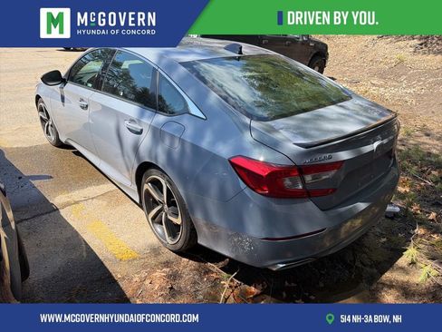 Used 2021 Honda Accord Sport image 2